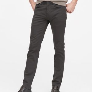 Banana Republic Slim Traveler Pant